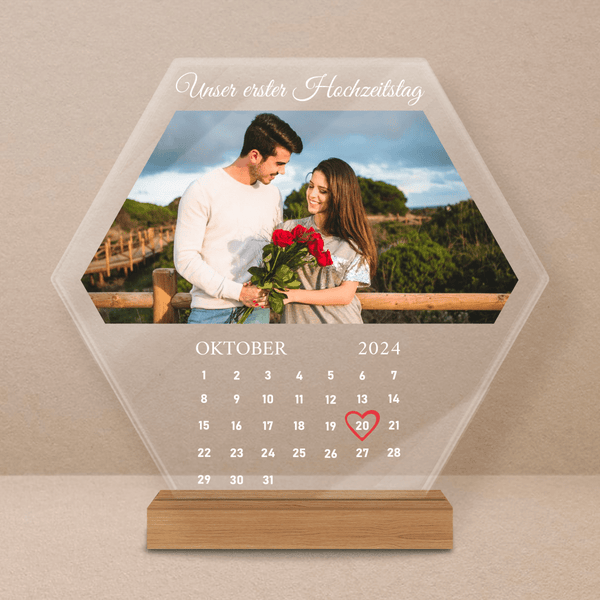 Kalender mit Foto 1. Hochzeitstag - Druck auf Glas, personalisiertes Geschenk für Paar - Adamell.de