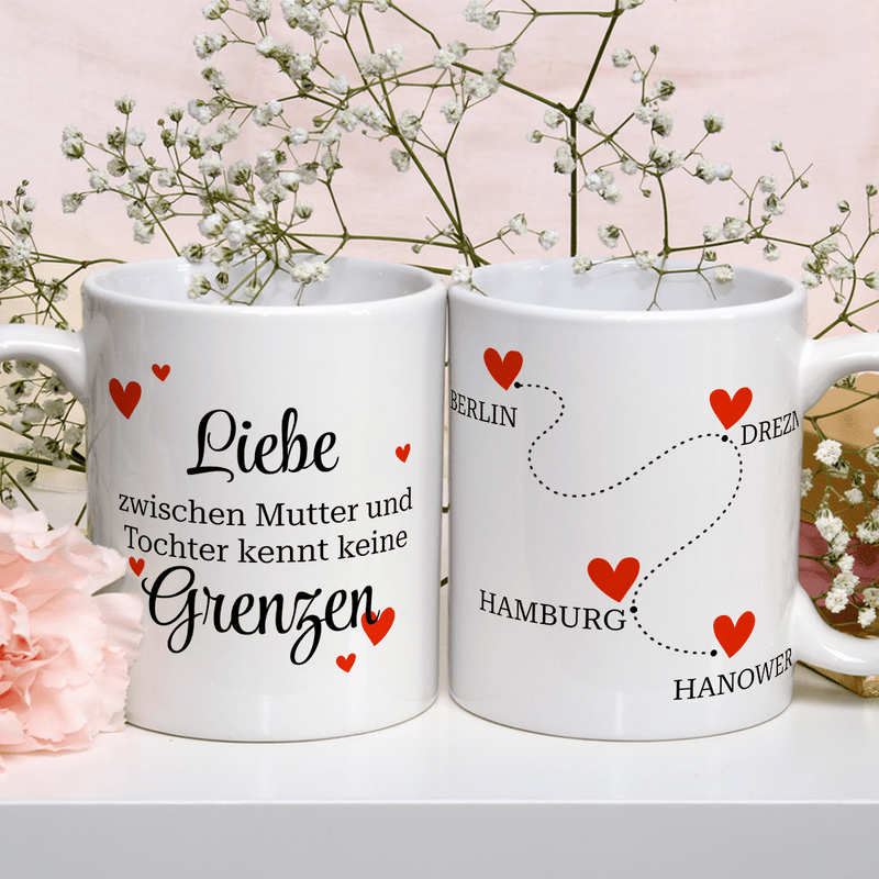 Unsere Liebe, die keine Grenzen kennt - 1x bedruckte Tasse, personalisiertes Geschenk für Mama - Adamell.de