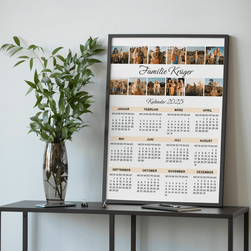 12 Familienfotos + Kalender - Poster, personalisiertes Geschenk für Eltern - Adamell.de