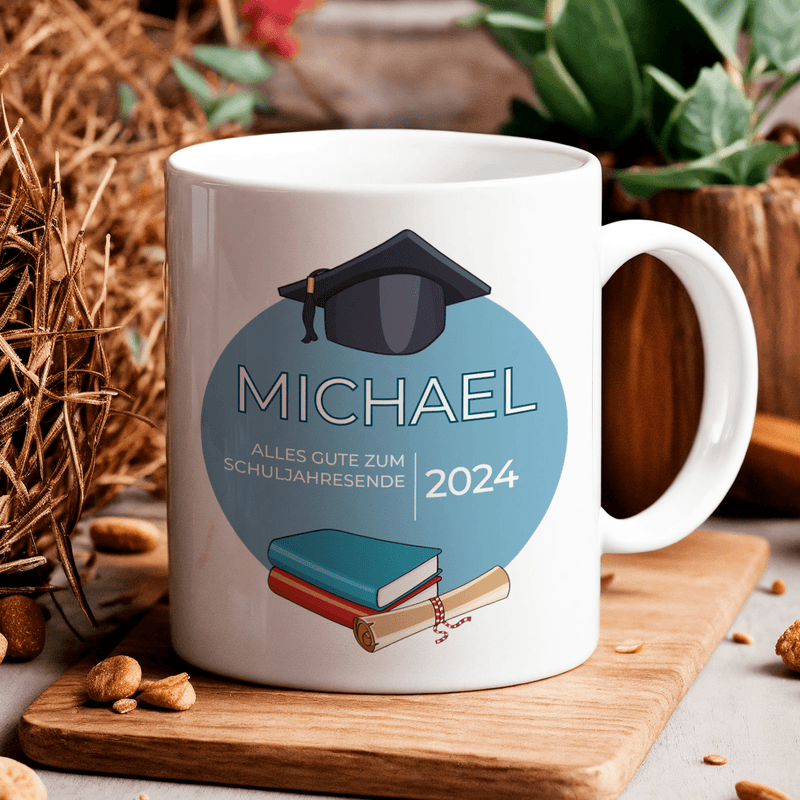 Ende des Schuljahrs - 1x Bedruckte Tasse, personalisiertes Geschenk für Studenten - Adamell.de