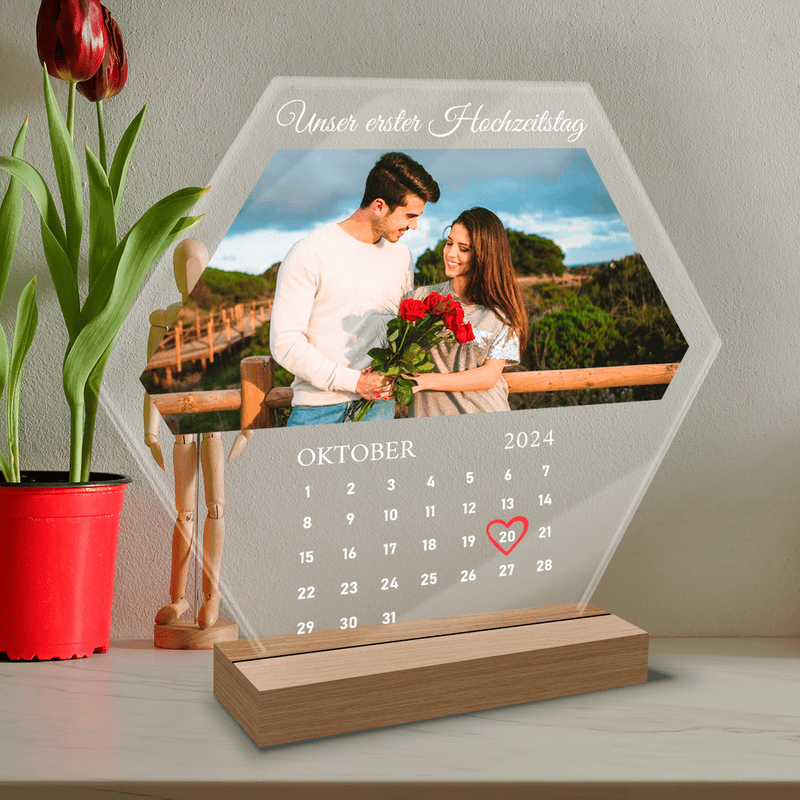 Kalender mit Foto 1. Hochzeitstag - Druck auf Glas, personalisiertes Geschenk für Paar - Adamell.de