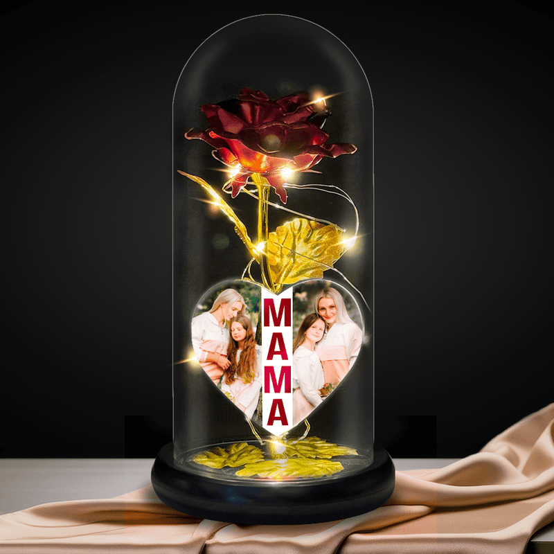 Rote LED Rose im Glas + personalisiertes Herz mit Inschrift MAMA - Adamell.de