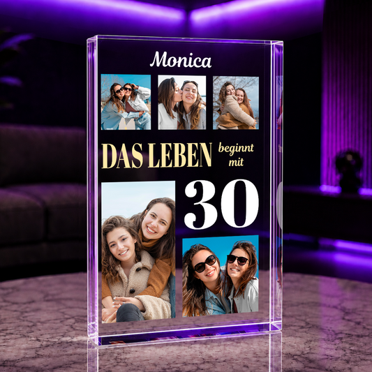 Das Leben beginnt mit 30 - Druck auf Glas, personalisiertes Geschenk zum Geburtstag