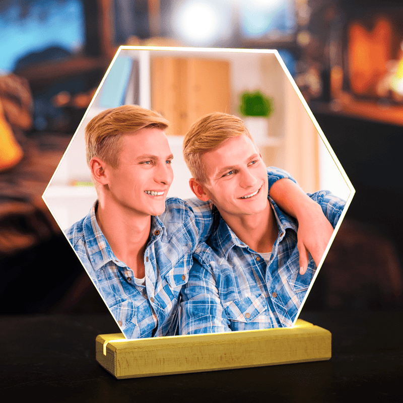 Zwei Brüder - Druck auf Glas, personalisiertes Geschenk für Bruder - Adamell.de