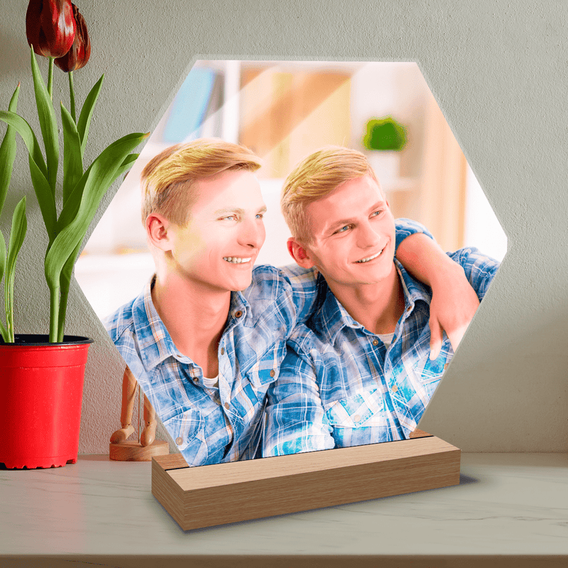 Zwei Brüder - Druck auf Glas, personalisiertes Geschenk für Bruder - Adamell.de