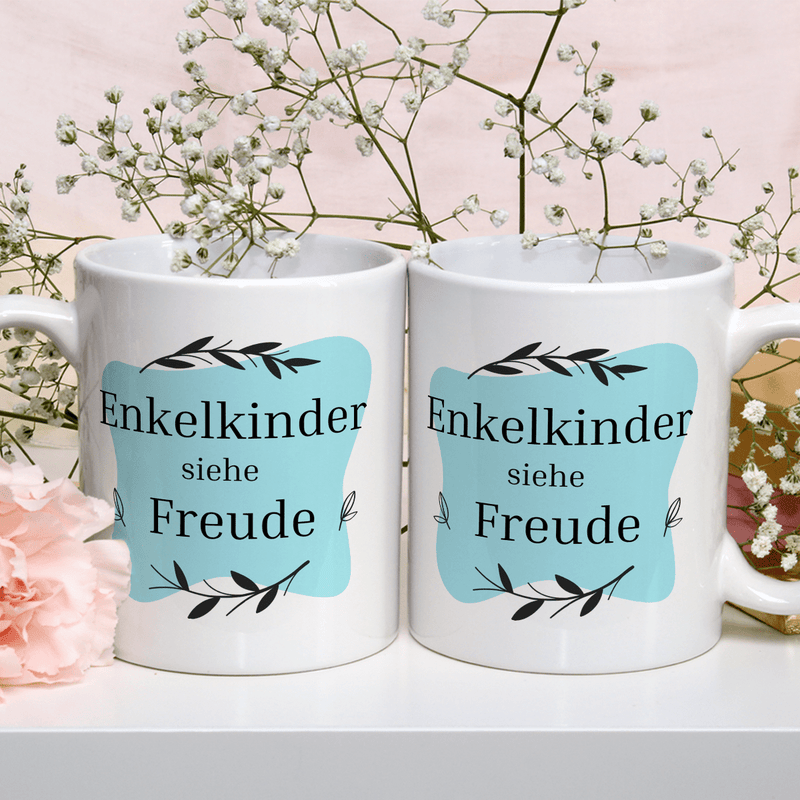 Enkelkinder siehe Freude - 1x bedruckte Tasse, personalisiertes Geschenk für Großeltern - Adamell.de