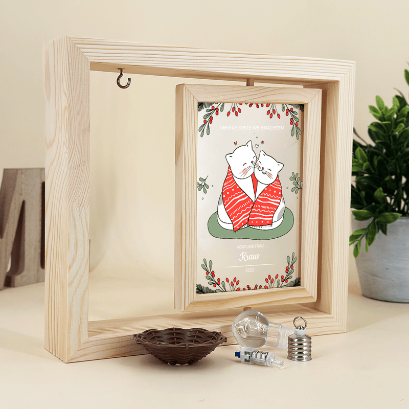 Erste Weihnachtsgrafik Katzen - Druck auf Glas in Holzrahmen + led, personalisiertes Geschenk für Ehefrau - Adamell.de