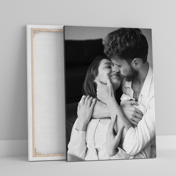 Liebesfoto - Druck auf Leinwand, personalisiertes Geschenk für Paar - Adamell.de