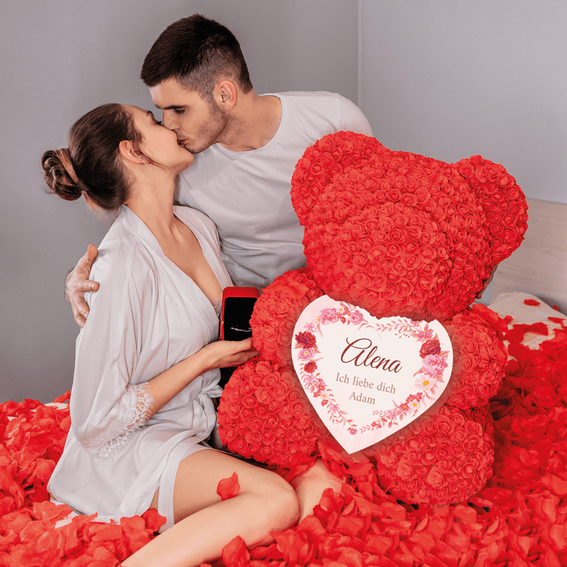 Name + Blumen im Herzen - Rosenbären mit Aufdruck, personalisiertes Geschenk für Frau - Adamell.de